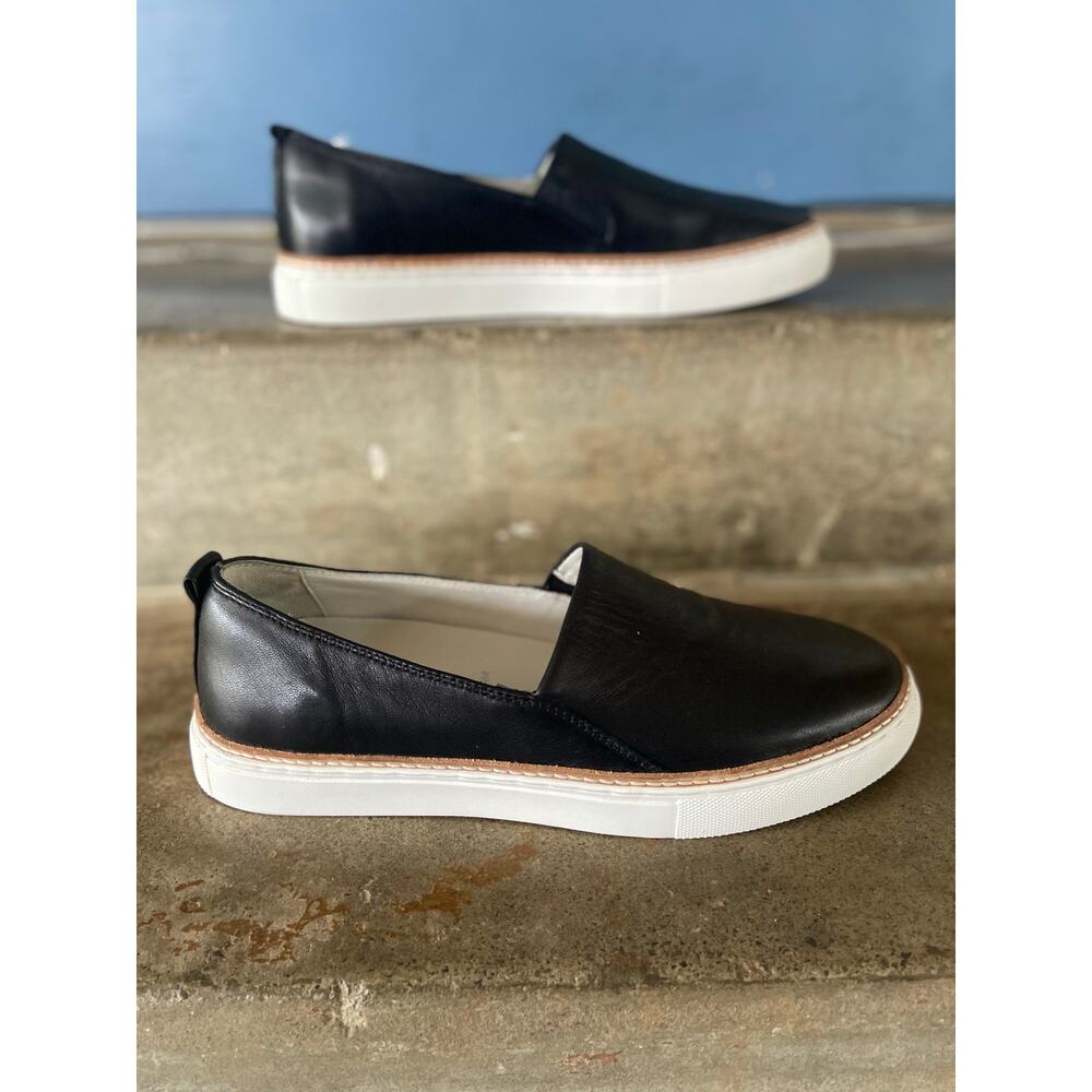 Johnston & Murphy black leather loafer style slip on sneaker with white outsole - Picture 2 of 7